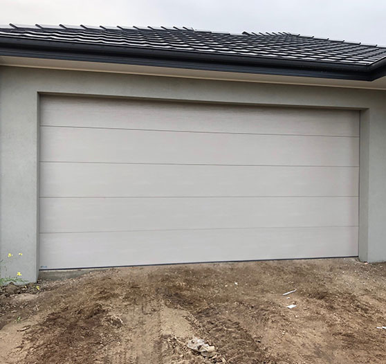 Garage Door Types Available in Waterways
