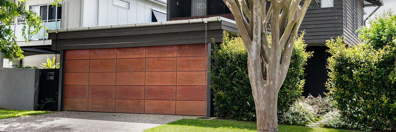 Popular Garage Door Options for Truganina Homes