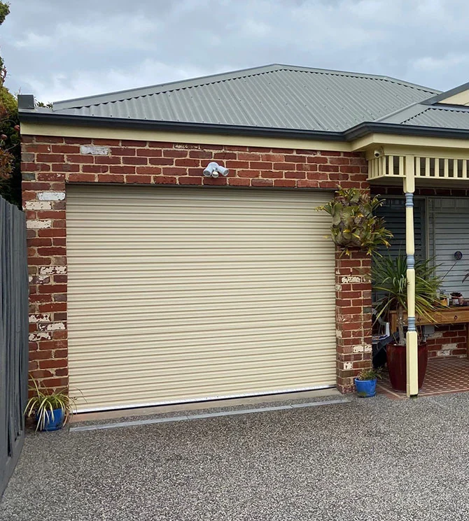 Garage Doors for Older Preston Properties