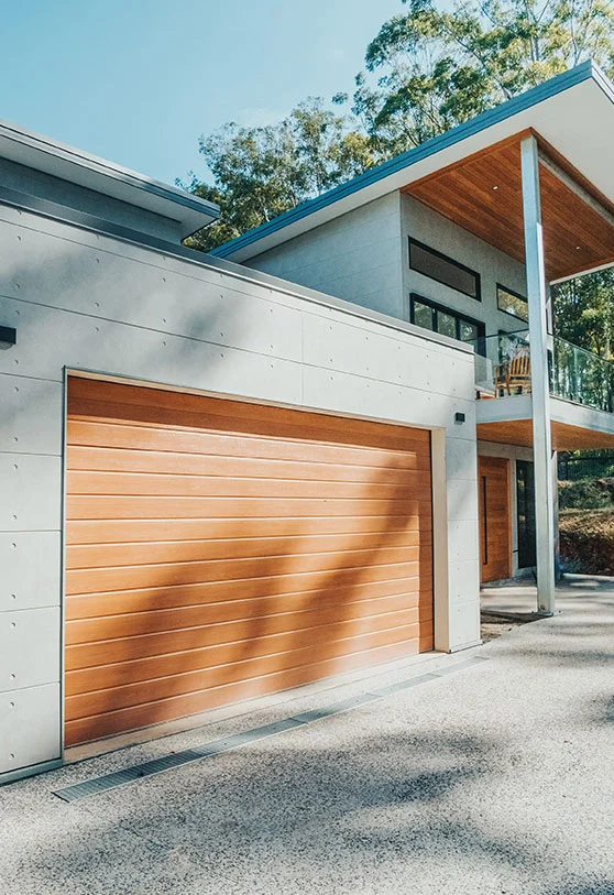 For New Homes: Choosing the Right Garage Door from the Start